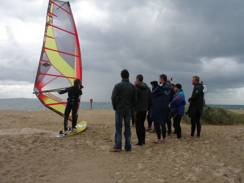 Pre_Launch_Briefing_(12)